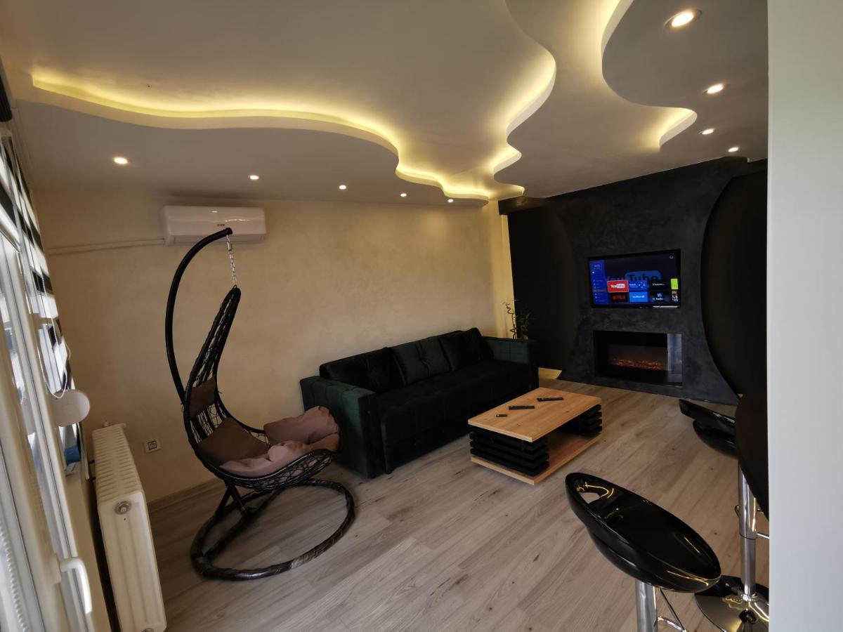 Brend New Luxurious Apartment In Downtown With Free Parking Novi Sad Esterno foto