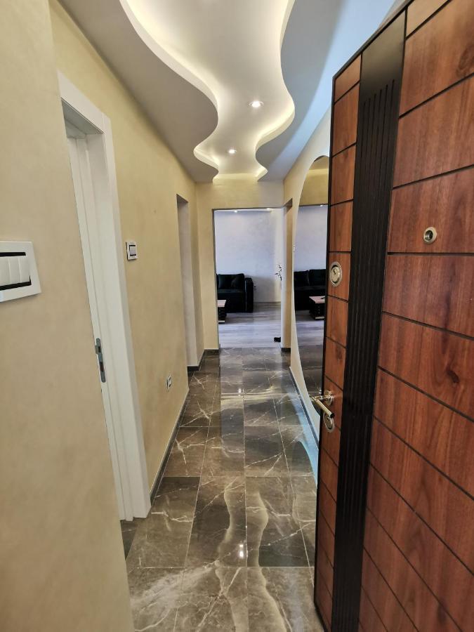 Brend New Luxurious Apartment In Downtown With Free Parking Novi Sad Esterno foto